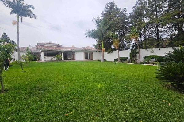 Foto de inmueble en PASEO DE LA ALBORADA, Col. Villas de Irapuato C.P. 36670, Irapuato