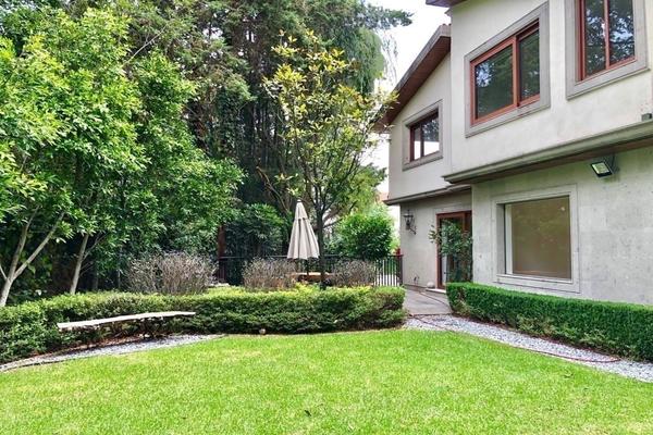 Foto de inmueble en Paseo de las Primaveras, Col. Lomas de Vista Hermosa C.P. 05100, Cuajimalpa de Morelos