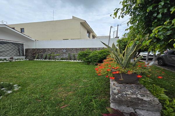 Foto de inmueble en PASEO DEL OCASO, Col. Villas de Irapuato C.P. 36670, Irapuato