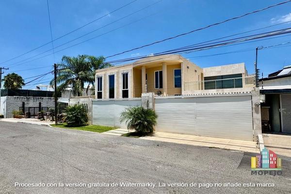 Foto de inmueble en Paseo del Peñon, Col. Villas de Irapuato C.P. 36670, Irapuato