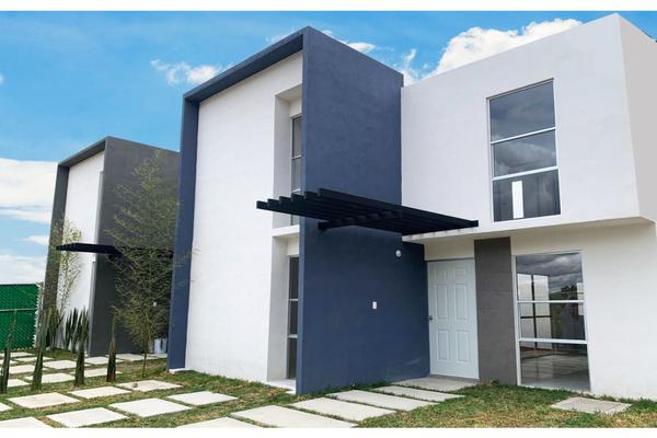 Casa en Paseos de Chavarria, Hidalgo en Venta en... 