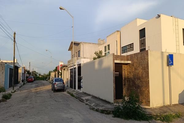 Foto de inmueble en Paseos de Opichen #WHI310573, Col. Paseos de Opichen C.P. 97246, Mérida