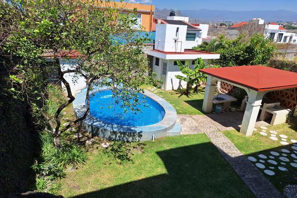 Foto de inmueble en  , Col. Pedregal de Oaxtepec C.P. 62738, Yautepec