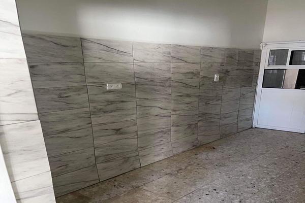 Foto de inmueble en Pedro de Inigo, Col. Independencia C.P. 64720, Monterrey
