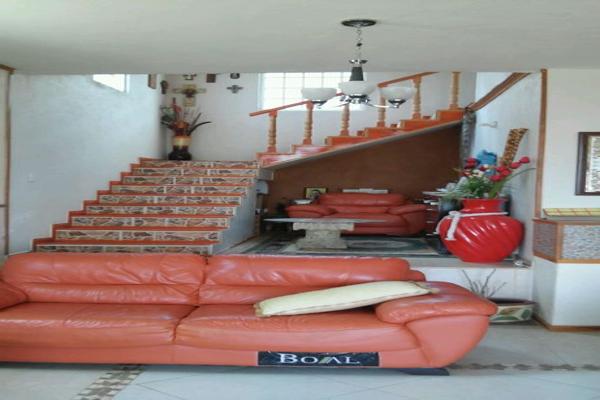 Foto de inmueble en PEDRO ESCOBEDO #48, Col. Granjas Banthí Sección SO C.P. 76804, San Juan del Río