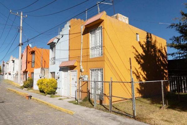 Foto de inmueble en Pirul, Col. San Luis Mextepec C.P. 51355, Zinacantepec