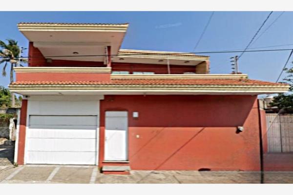 Foto de inmueble en , Col. Pocitos y Rivera C.P. 91729, Veracruz
