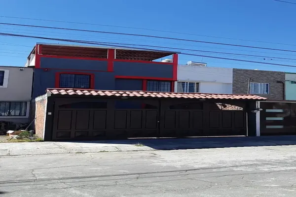 Foto de inmueble en PONCIANO DIAZ #100, Col. Villas Santín C.P. 50214, Toluca