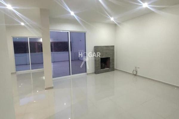 Foto de inmueble en Principal, Col. Colinas del Saltito C.P. 34105, Durango