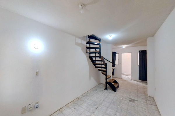 Foto de inmueble en Privada Baleares Mz. 10 Lt. 8 Casa 46, Fraccionamiento Villas del Real Tecamac, 55749, Estado de Méx, Col. Villa del Real C.P. 55749, Tecámac