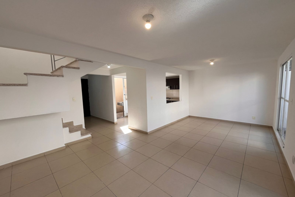 Foto de inmueble en Privada Convento San Gil Mz16 Lt11 Casa 13A, Las Misiones, San Blas Otzacatipan, Toluca Estado de Mé, Col. San Nicolás Tolentino C.P. 50230, Toluca