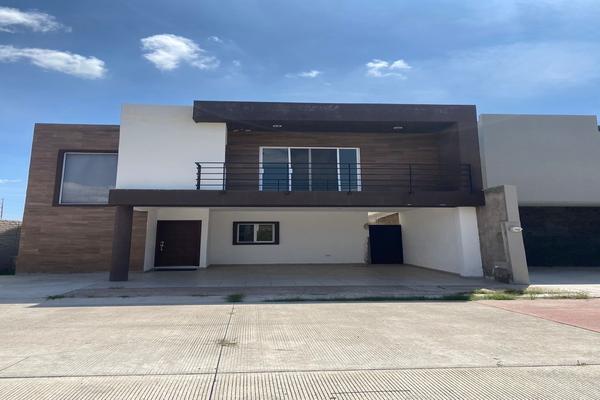 Foto de inmueble en Privada Los Manzanos, Col. Las Calzadas C.P. 34144, Durango