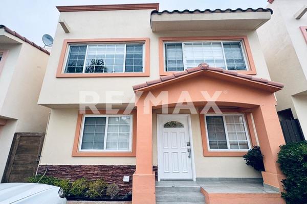 Foto de inmueble en Privada Montes Escandinavos, Col. La Cúspide C.P. 22517, Tijuana