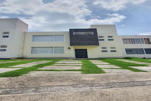Foto de inmueble en  , Col. Privadas de la Hacienda C.P. 51355, Zinacantepec