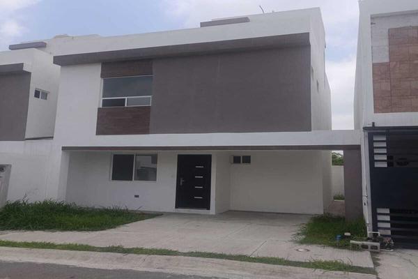 Se vende casa , Colonia Privadas del Rey, C.P. 67194
