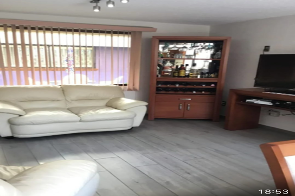 Foto de inmueble en Rancho Piomo, Col. Nueva Oriental Coapa C.P. 14300, Tlalpan