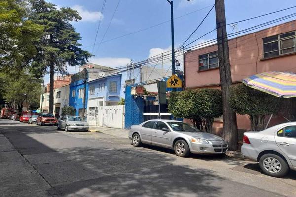 Foto de inmueble en RASCARRABIAS, Col. Vertiz Narvarte C.P. 03600, Benito Juárez