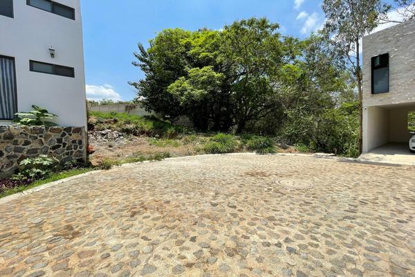 Foto de inmueble en  , Col. Real de Tetela C.P. 62130, Cuernavaca