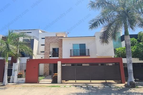Foto de inmueble en  , Col. Residencial Fluvial Vallarta C.P. 48312, Puerto Vallarta