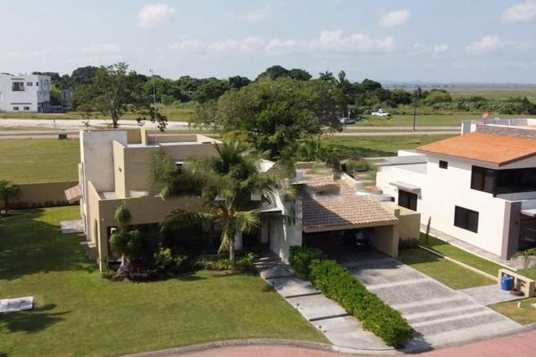Foto de inmueble en , Col. Residencial Lagunas de Miralta C.P. 89605, Altamira