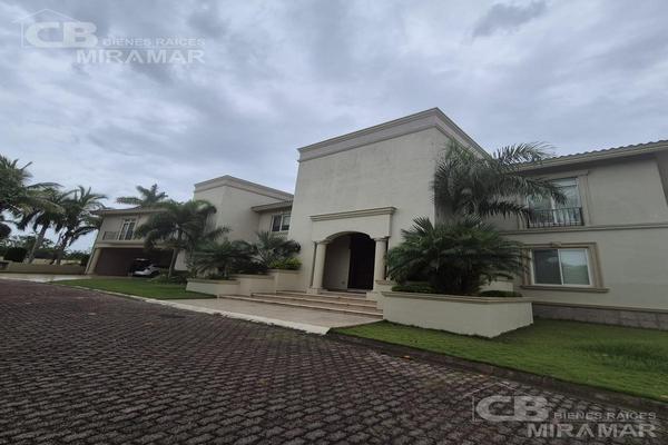 Foto de inmueble en , Col. Residencial Lagunas de Miralta C.P. 89605, Altamira