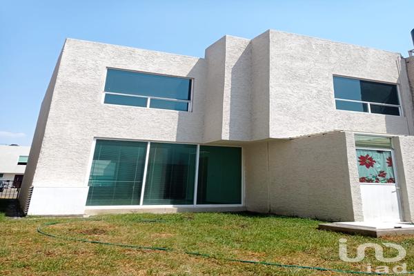 Foto de inmueble en RETORNO ABEL QUEZADA #109, Col. Miguel Hidalgo 4A Sección C.P. 14250, Tlalpan