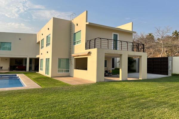 Foto de inmueble en san carlos, Col. Club de Golf Santa Fe C.P. 62790, Xochitepec