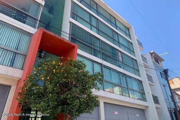 Foto de inmueble en  , Col. San Juan Totoltepec C.P. 53270, Naucalpan de Juárez