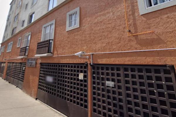 Foto de inmueble en  , Col. San Martín Xochinahuac C.P. 02120, Azcapotzalco