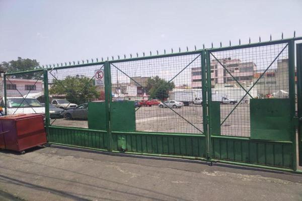 Foto de inmueble en  , Col. San Pablo C.P. 09648, Iztapalapa
