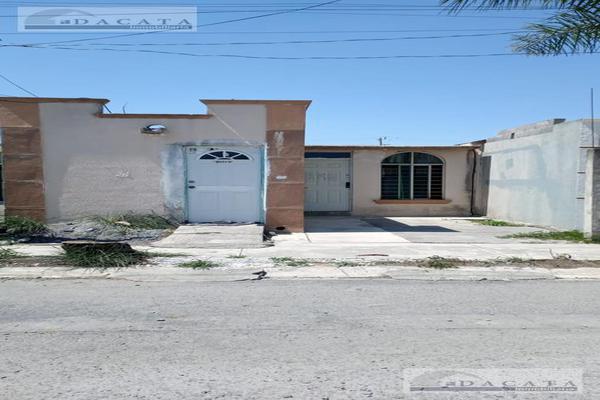 Casa en Santa Mónica, Nuevo León en Venta en $69... 