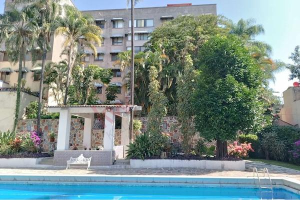 Foto de inmueble en SANTOS DEGOLLADO #36, Col. Cuernavaca Centro C.P. 62000, Cuernavaca
