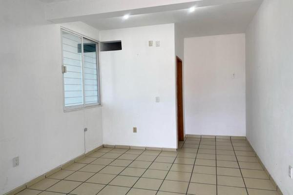 Foto de inmueble en Santos Sinecio #SIN NÚMERO, Col. Centro C.P. 76800, San Juan del Río