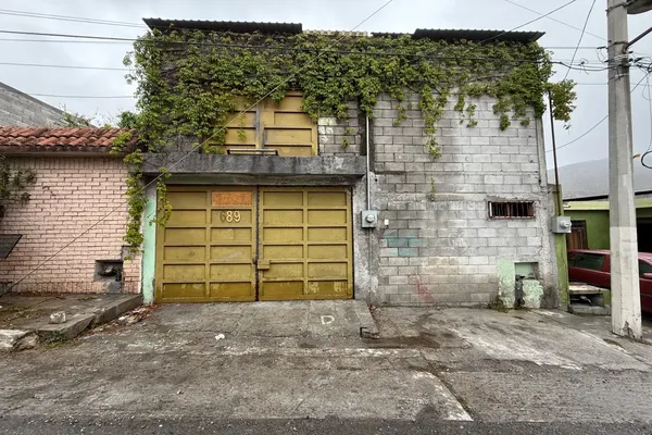 Foto de inmueble en sc, Col. Valle de las Flores Popular C.P. 25150, Saltillo