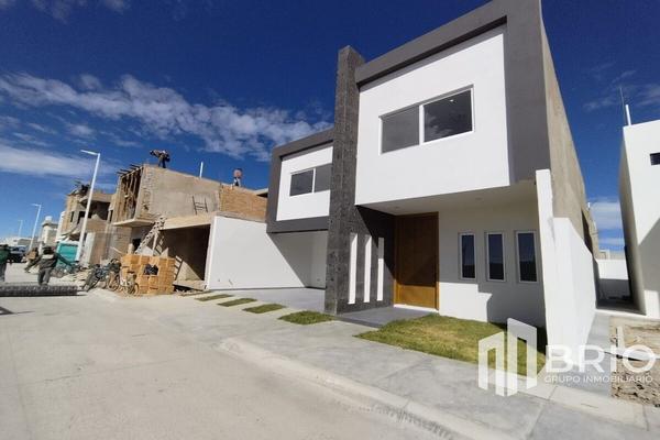 Foto de inmueble en scorpio, Col. 1° de Mayo C.P. 34125, Durango