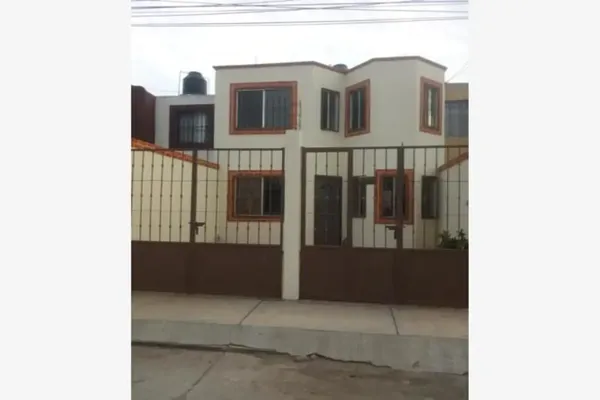 Foto de inmueble en s-e #1, Col. El Campirano C.P. 36643, Irapuato