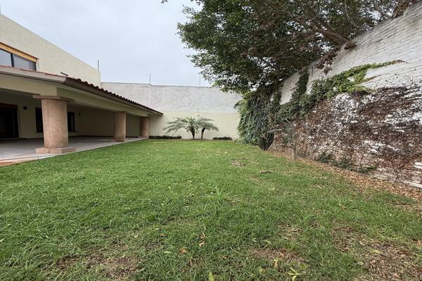 Foto de inmueble en Sierra Madre, Col. Los Bosques C.P. 20120, Aguascalientes