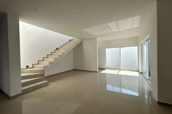 Foto de inmueble en sn, Col. Lomas de Zompantle C.P. 62157, Cuernavaca