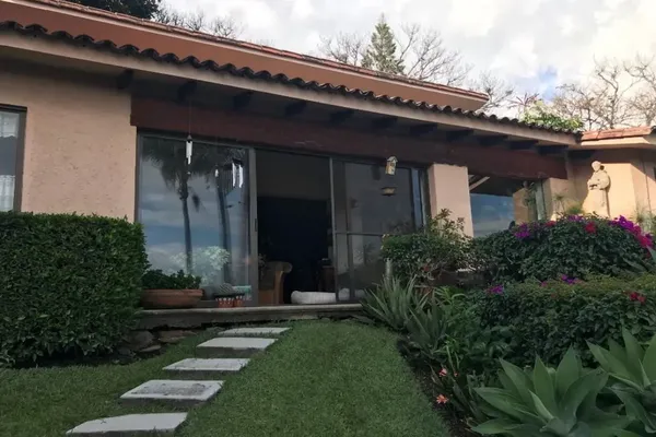 Foto de inmueble en sn, Col. Vista Hermosa C.P. 62290, Cuernavaca