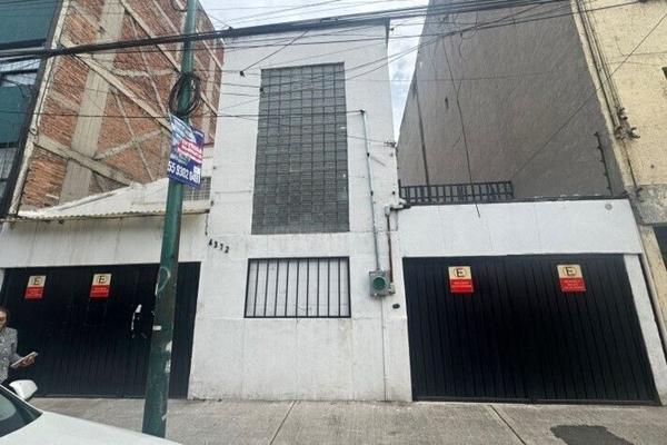 Foto de inmueble en SUR 79, Col. Viaducto Piedad C.P. 08200, Iztacalco