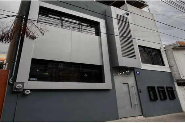 Foto de inmueble en Sur 81, Col. Merced Balbuena C.P. 15810, Venustiano Carranza