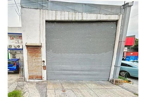 Foto de inmueble en TAPIA, Col. Centro C.P. 64720, Monterrey