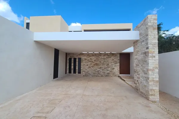 Foto de inmueble en  , Col. Temozon C.P. 97740, Temozón