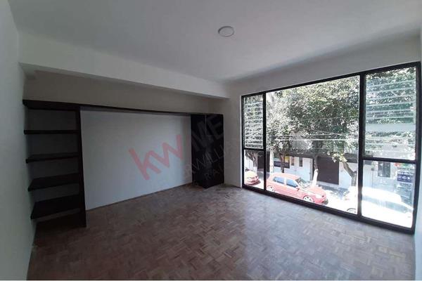 Foto de inmueble en Tezoquipa, Col. Tlalpan Centro C.P. 14000, Tlalpan