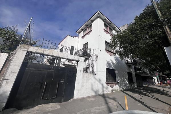 Foto de inmueble en Tlacotlalpan, Col. Roma Sur C.P. 06760, Cuauhtémoc
