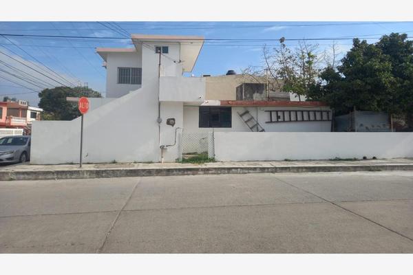 Foto de inmueble en  , Col. Universidad Poniente C.P. 89336, Tampico