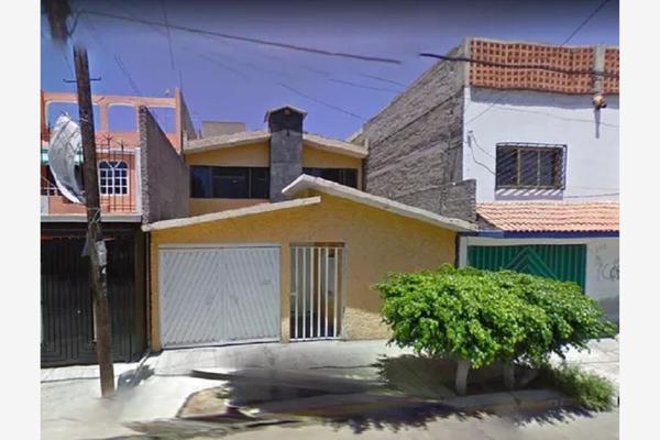 Casa en Valle de Aragón, México en Venta en $650... 