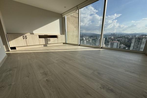 Foto de inmueble en Vasco de Quiroga, Col. Santa Fe Cuajimalpa C.P. 05348, Cuajimalpa de Morelos