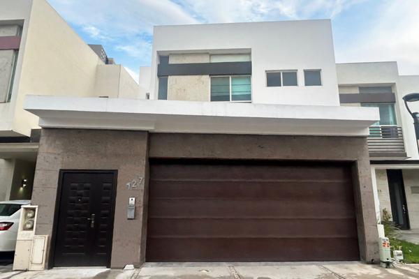 Foto de inmueble en Villa Pradera #127, Villa Vergel 2a Etapa, Saltillo, Col. Privadas de Santiago C.P. 25210, Saltillo