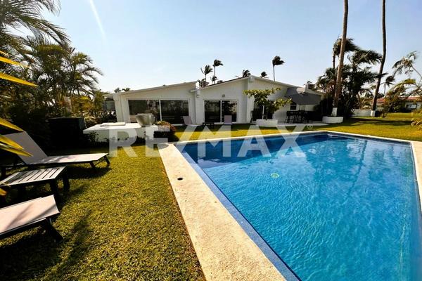 Foto de inmueble en Villas Princess 1, Col. Puerto Marqués C.P. 39890, Acapulco de Juárez